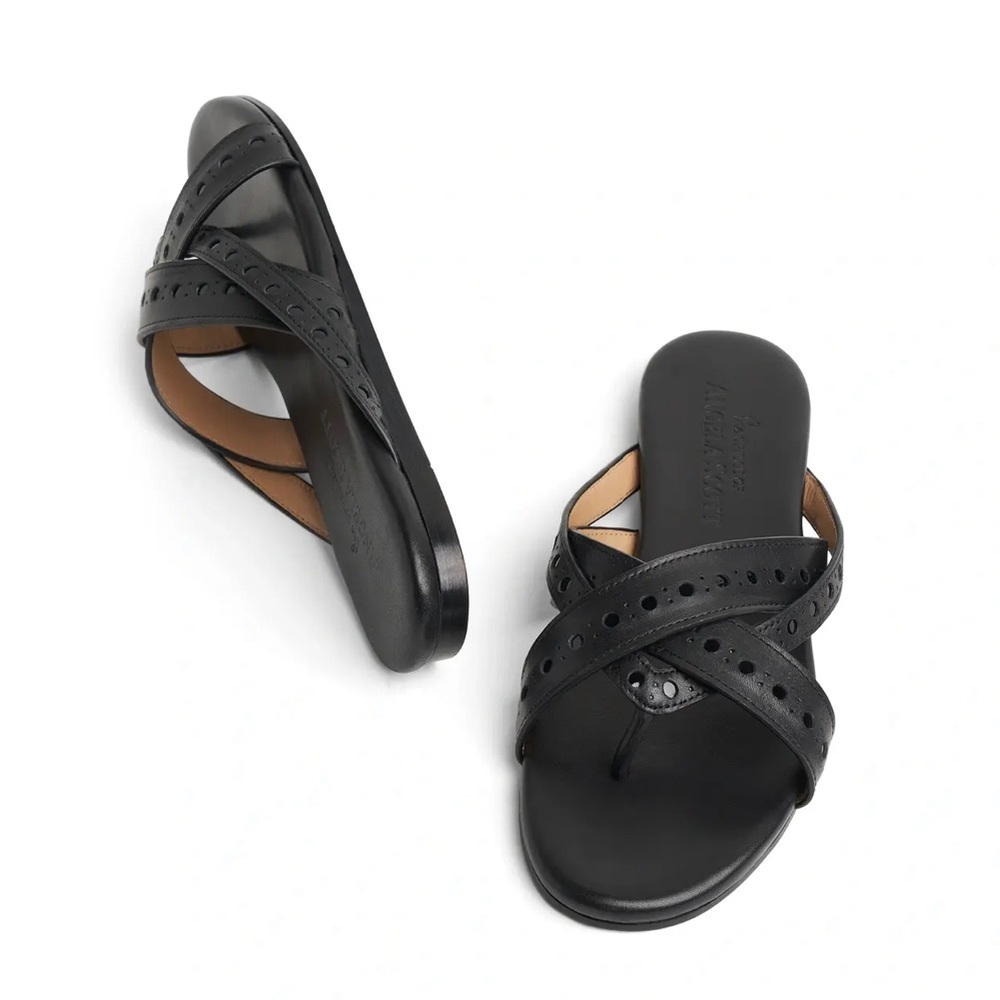 THE OFFICE OF ANGELA SCOTT Black Leather Crisscross Slide Sandals NEW